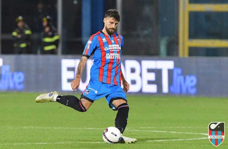 CATANIA SOCIAL – Di Gennaro: “Un centimetro alla volta”