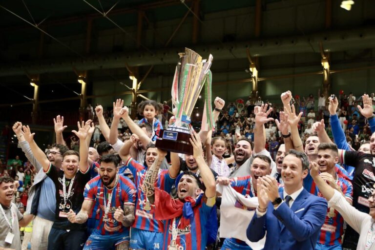 LA SICILIA – Meta Catania, festa rossazzurra dal presidente Musumeci a Turmena: “Coronato un sogno”