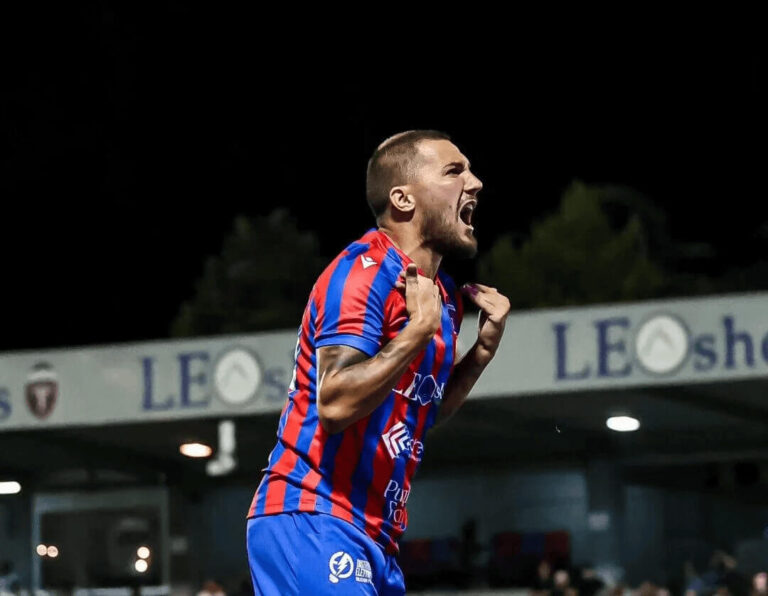 SERIE C: i risultati del sabato. Casarano, decisivo Chiricò. Benevento travolgente a Siracusa