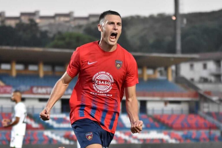 MAZZOCCHI (Cosenza) verso il Catania: “Il campionato non aspetta, le vittorie possono sbloccarci”