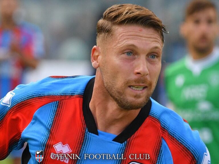 CATURANO: ritorno a Giugliano, dove firmò il suo ultimo gol con la maglia del Potenza