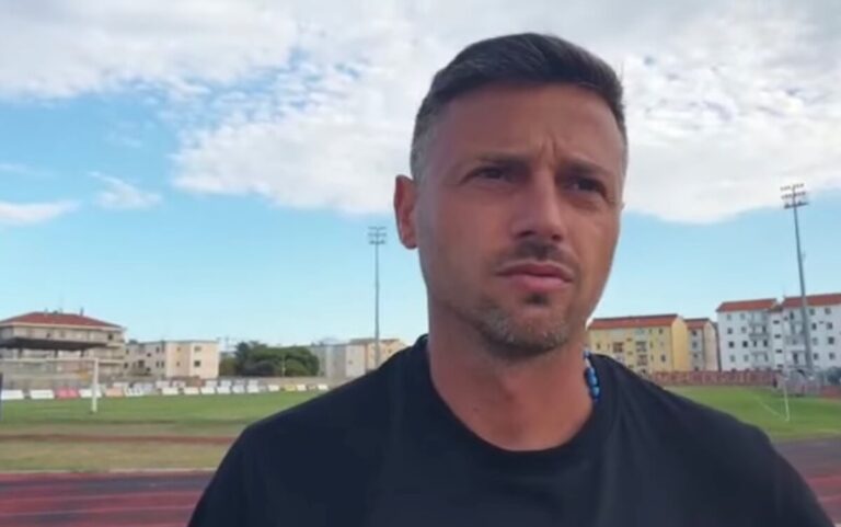 ESCLUSIVA – Raffaele Esposito: “Vedo qualcosa di simile al Catania ’98/99. Se fossi rimasto in rossazzurro la mia carriera sarebbe stata diversa. Duello con la Salernitana per la vetta”